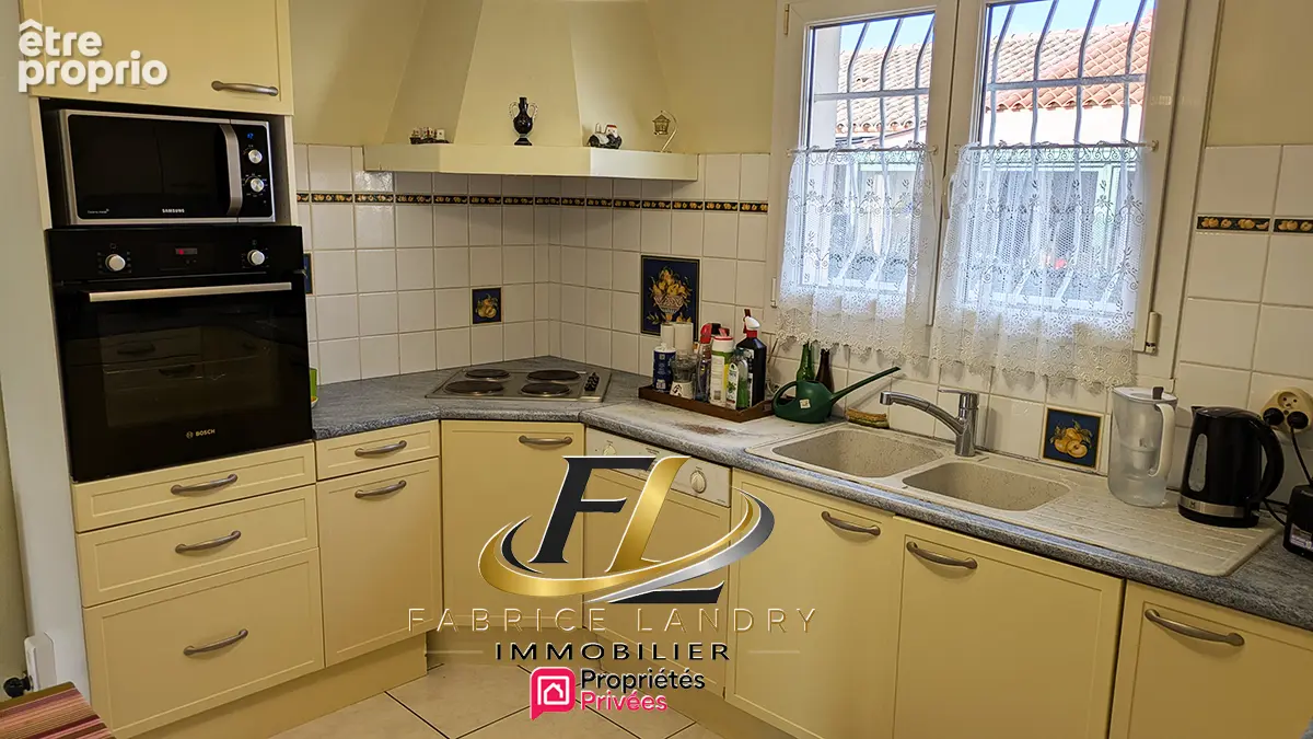 Villa 4 faces de 135 m2 sur terrain piscinable de 680 m² - photo 11