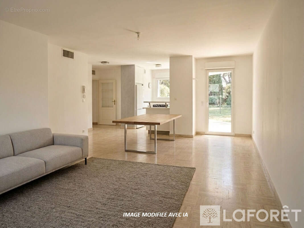 Appartement à HYERES