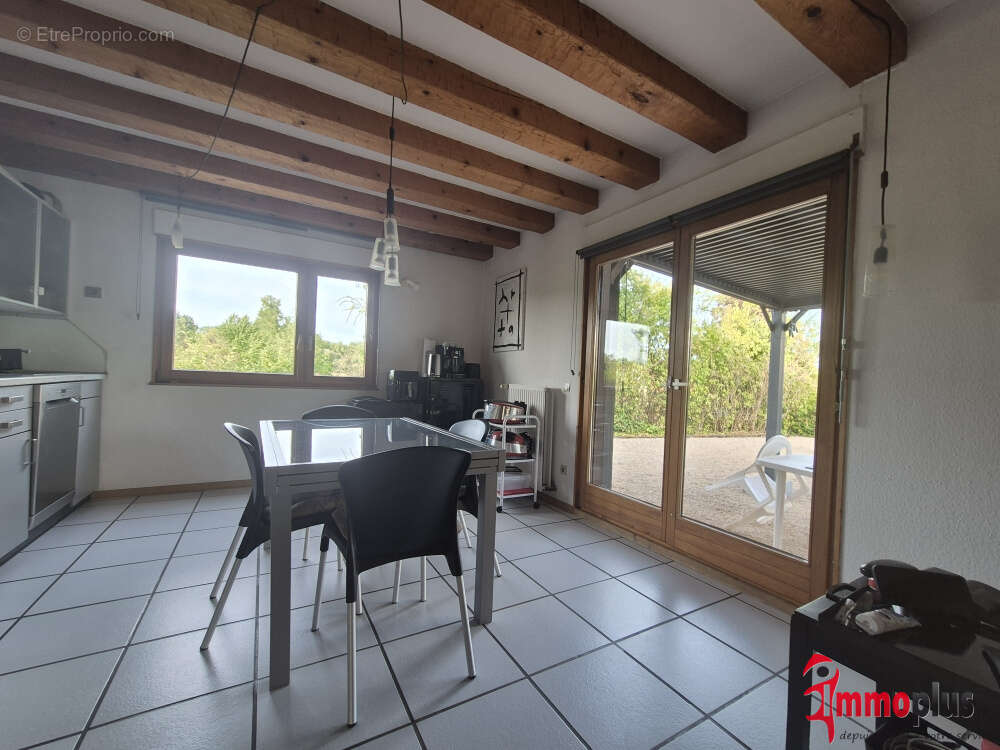 Belle maison dans quartier calme avec vue imprenable à Village-Neuf - photo 9