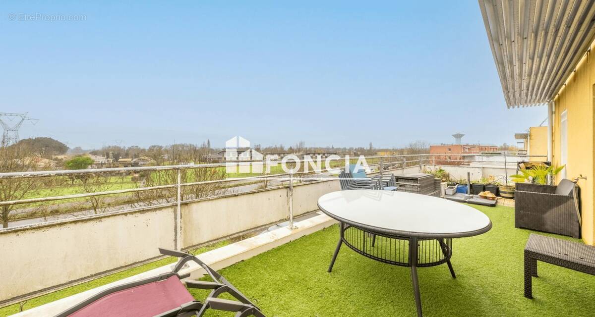 Appartement à AMBES