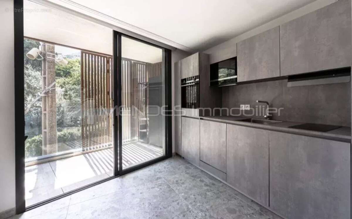 Appartement à BEAUSOLEIL