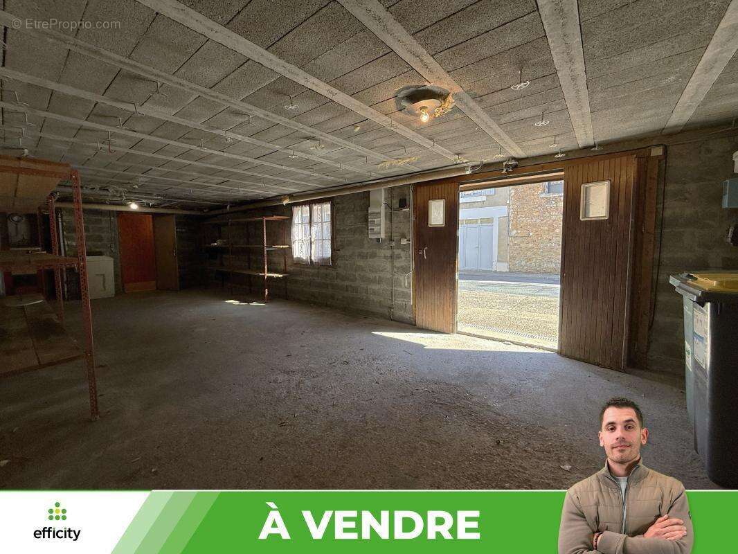 Maison à CROUTELLE