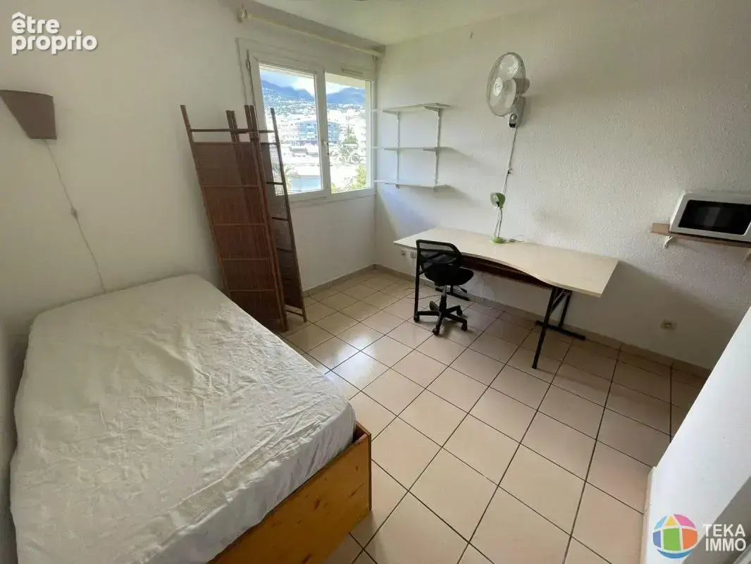 Fabien TEKA IMMO vend studio de 18m² dans la résidence Le Laureat situé au Moufia, à Saint Denis, ile de la Réunion - photo 2