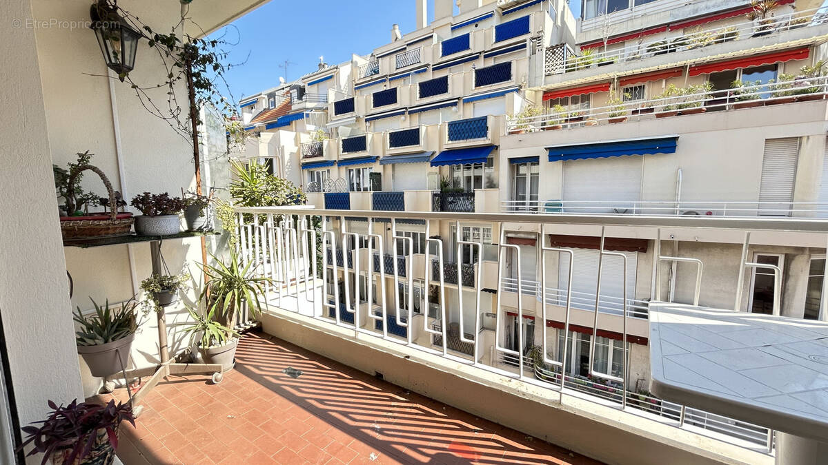 Appartement à NICE