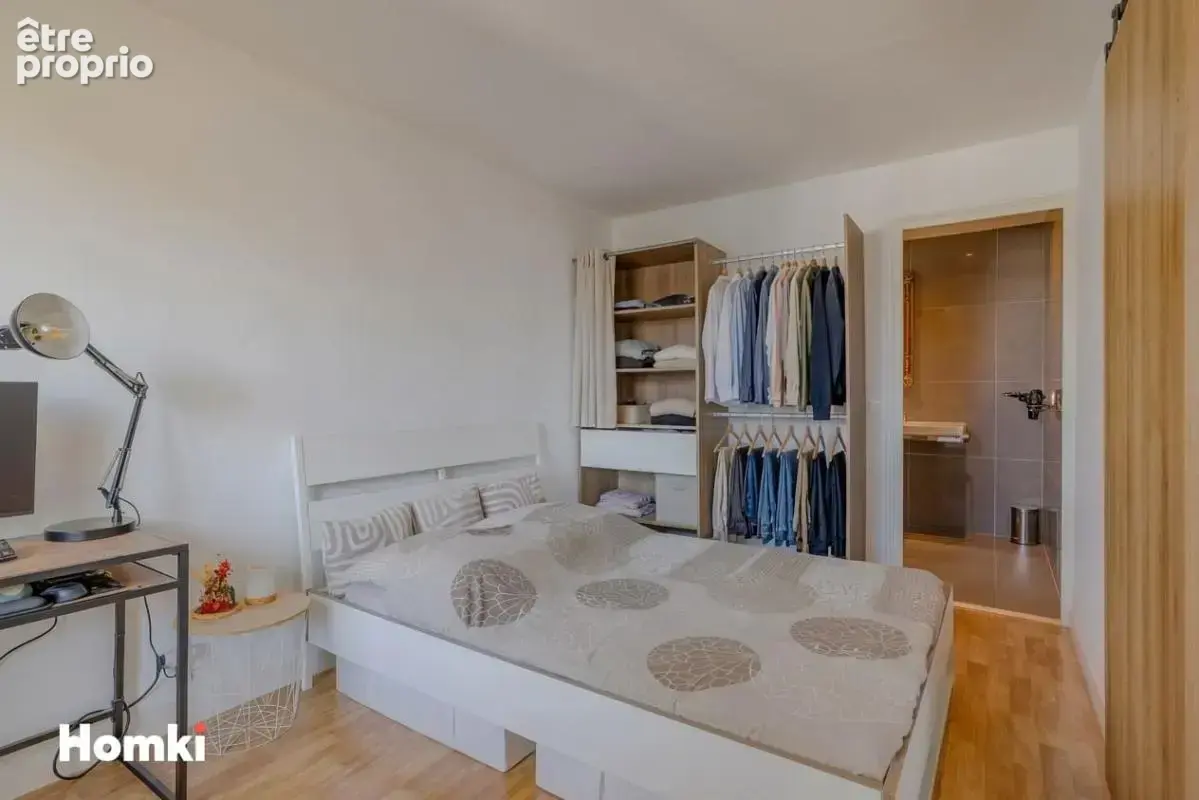 Villeurbanne – t2 bis de 48,56 m² – 13ᵉ étage – lumineux – balcons – parc – - photo 8
