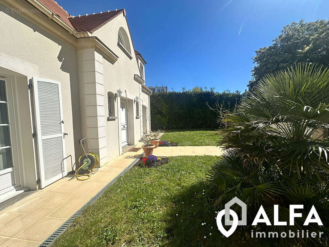 Maison à ENGHIEN-LES-BAINS