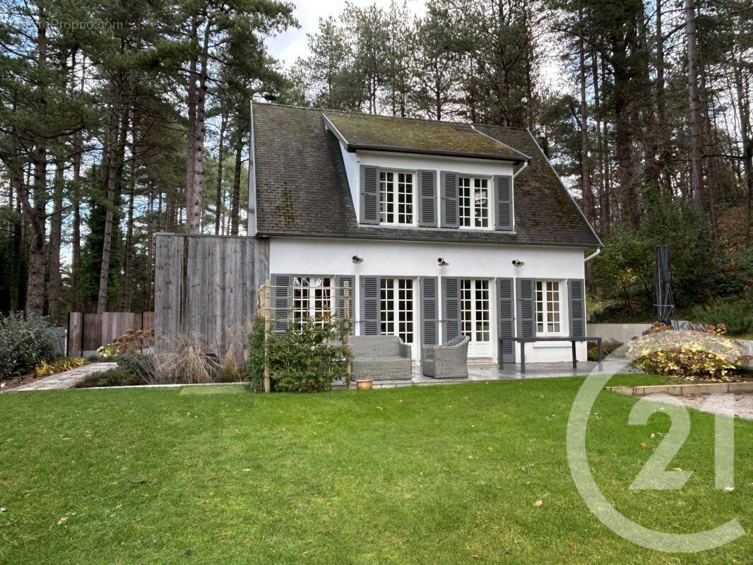 Maison à NEUFCHATEL-HARDELOT