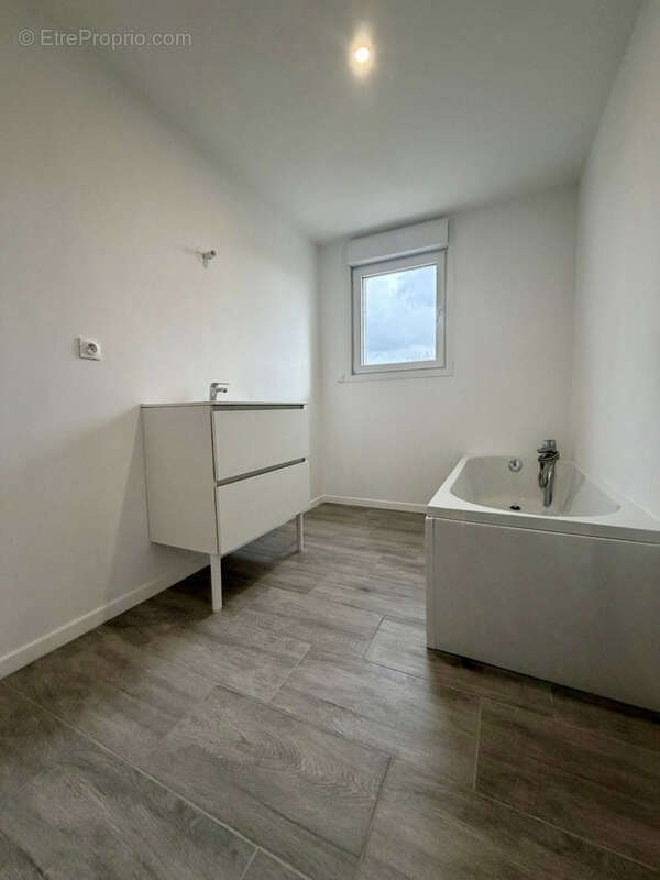 Maison à CALONNE-RICOUART