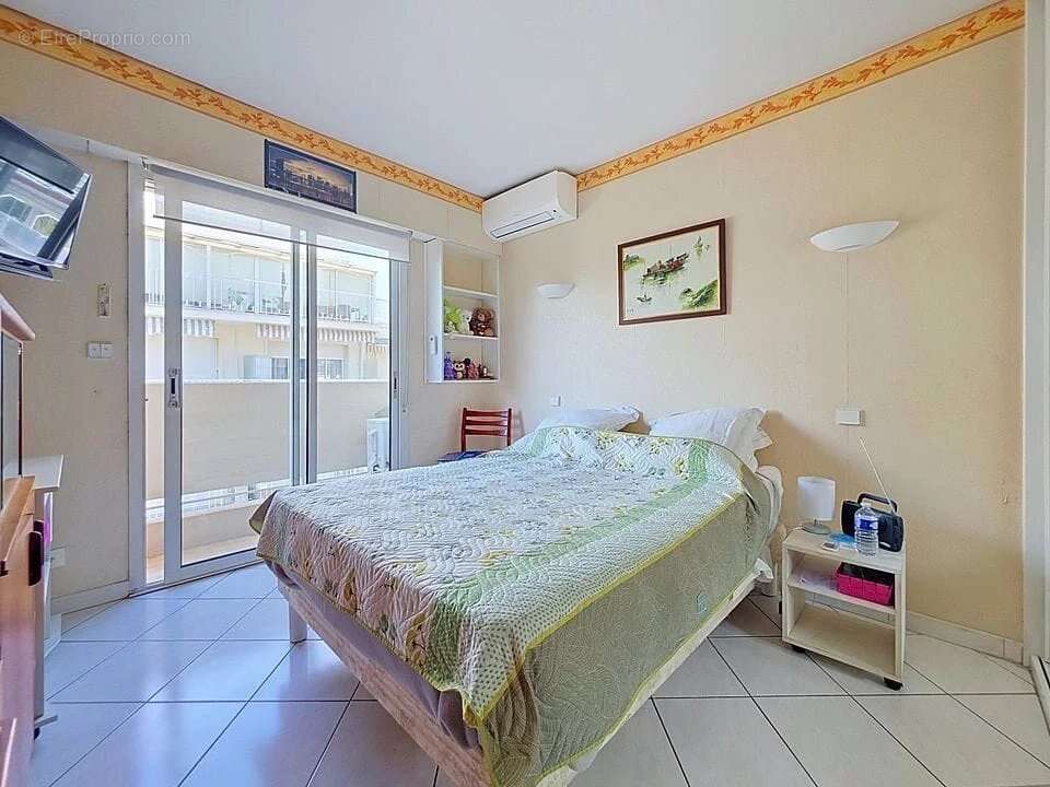 Appartement à LE CANNET