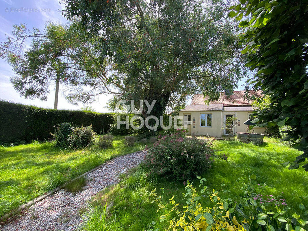 Maison à MINIAC-MORVAN