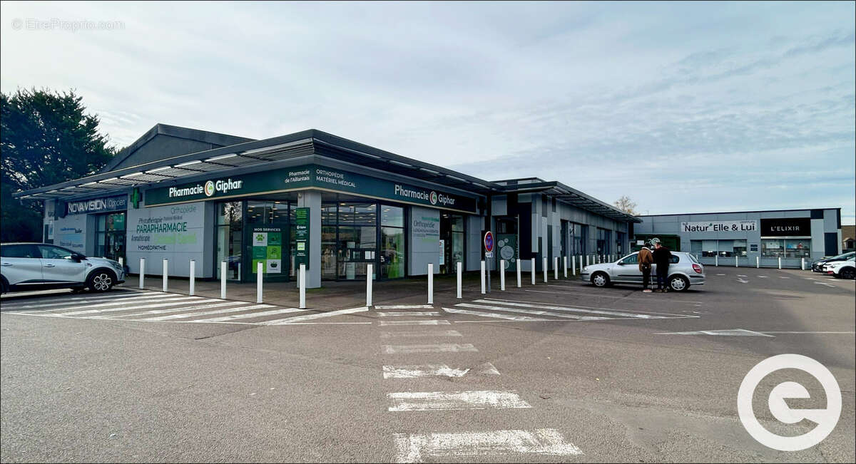 Maison à AILLANT-SUR-THOLON
