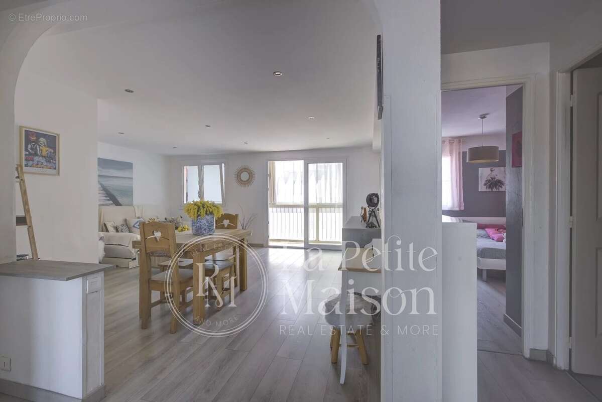 Appartement à CAGNES-SUR-MER