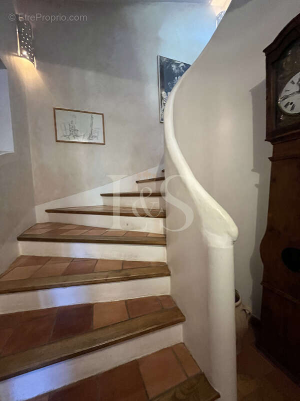 Maison à VAISON-LA-ROMAINE