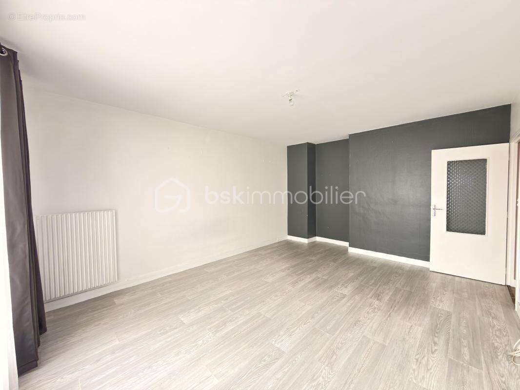Appartement à LIVRY-GARGAN