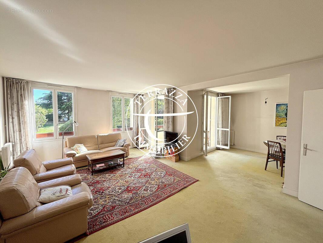 Appartement à LOUVECIENNES