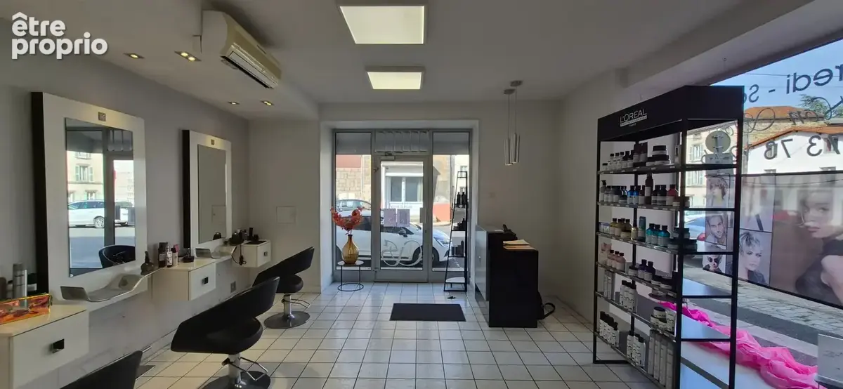 Salon de coiffure à vendre à LEZOUX (63) ! - photo 2