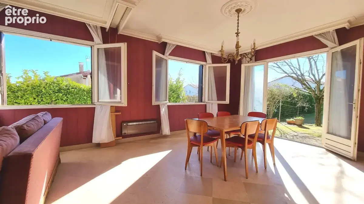 Maison 200 m² à Eaunes  - photo 7