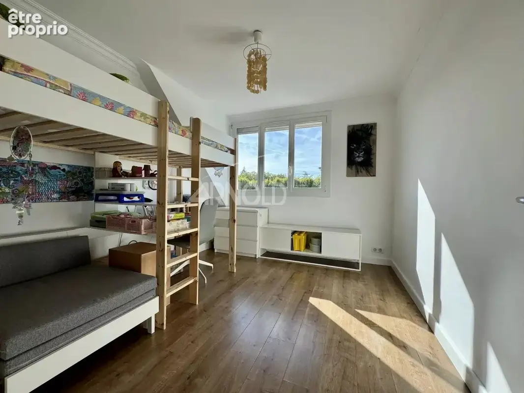Longchamp / Perverie - Appartement T3 68 m2 - photo 7