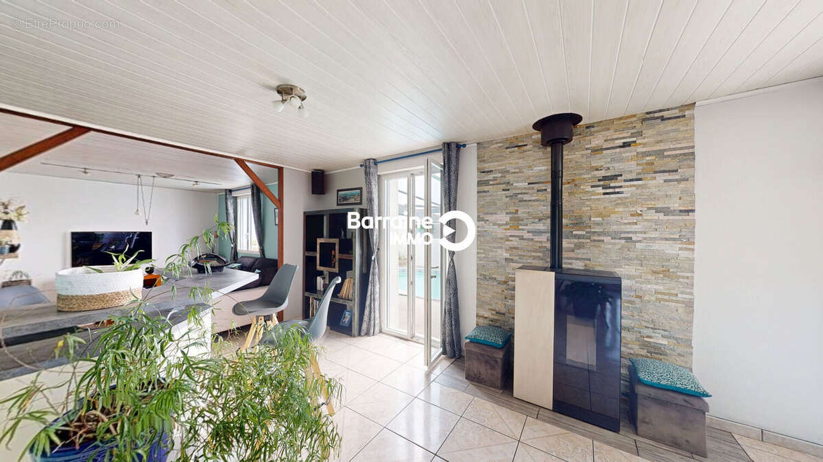 A vendre exclusivite proche landerneau - maison avec piscine garage jardin 5 chambres - photo 6