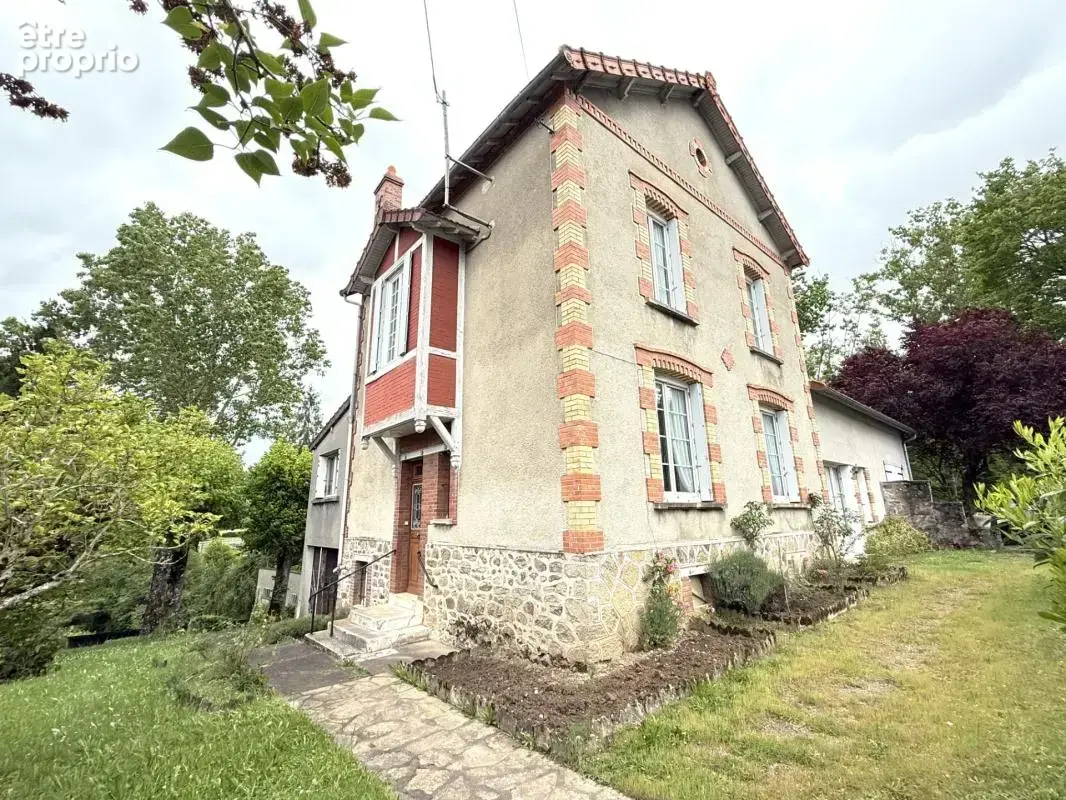 EN EXCLUSIVITE Maison 184m², 4 chambres avec dépendances sur 4396m² de terrain 149 900 € - photo 2