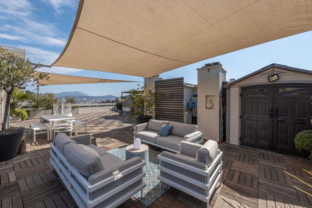 Appartement à MARSEILLE-8E