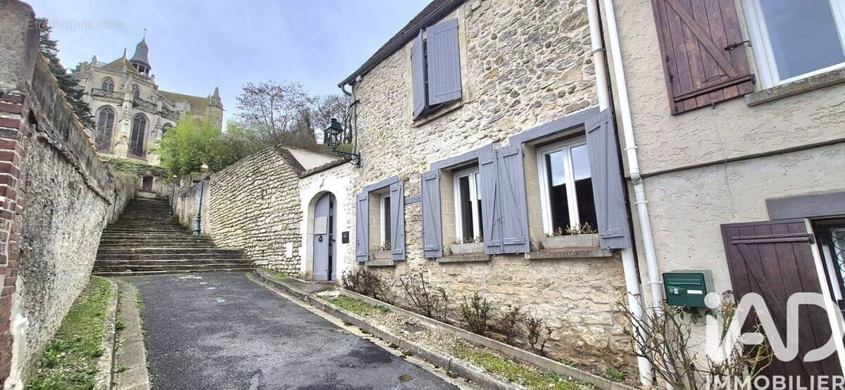 Photo 1 - Maison à CHAUMONT-EN-VEXIN
