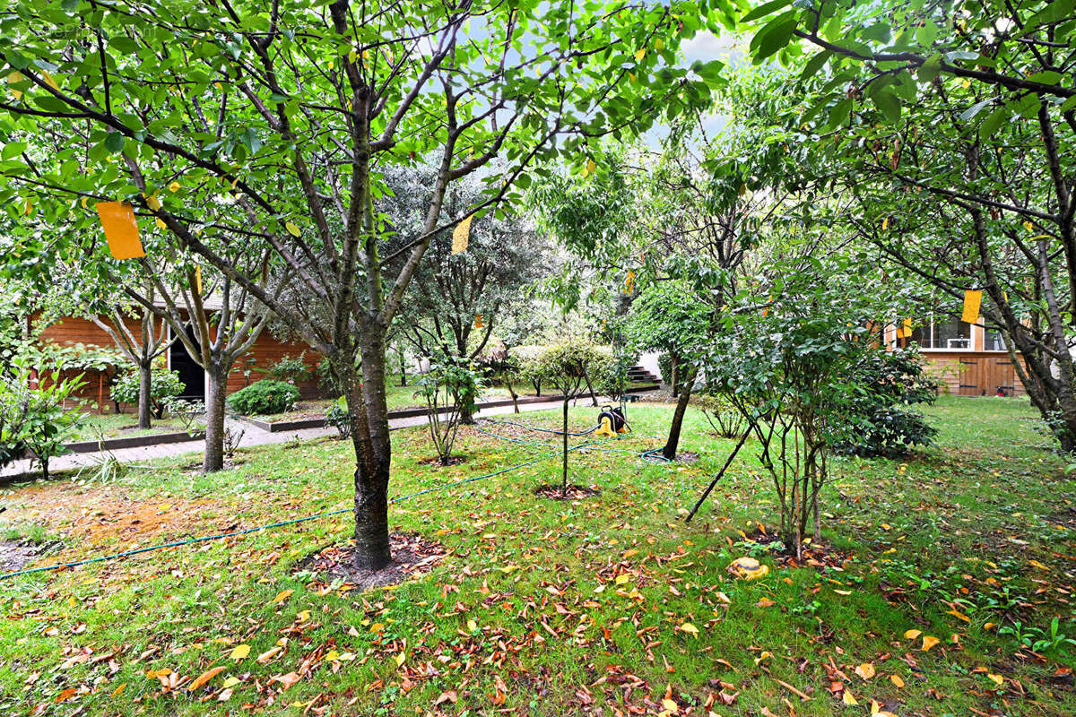 Maison à LE BLANC-MESNIL