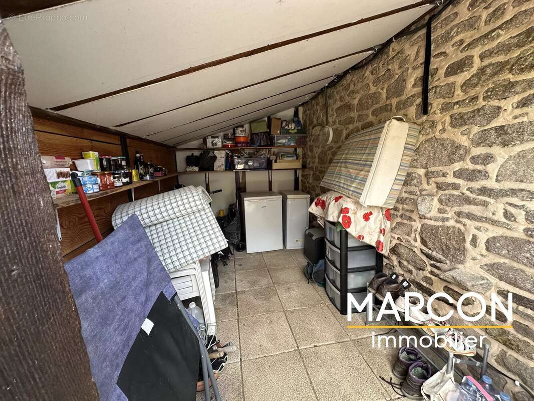 Appartement à VAREILLES