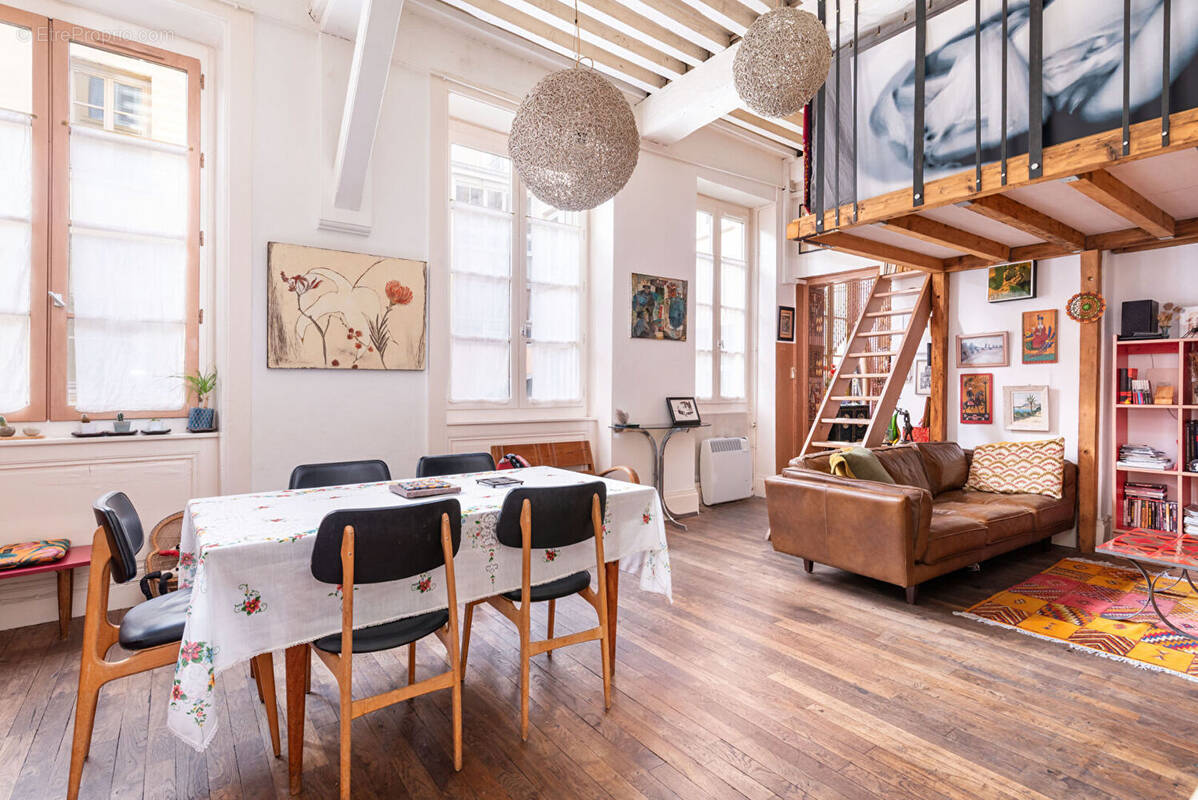 Appartement à LYON-1E