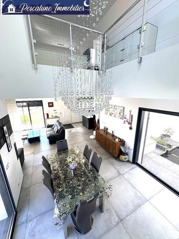 Maison à SAINT-SERIES