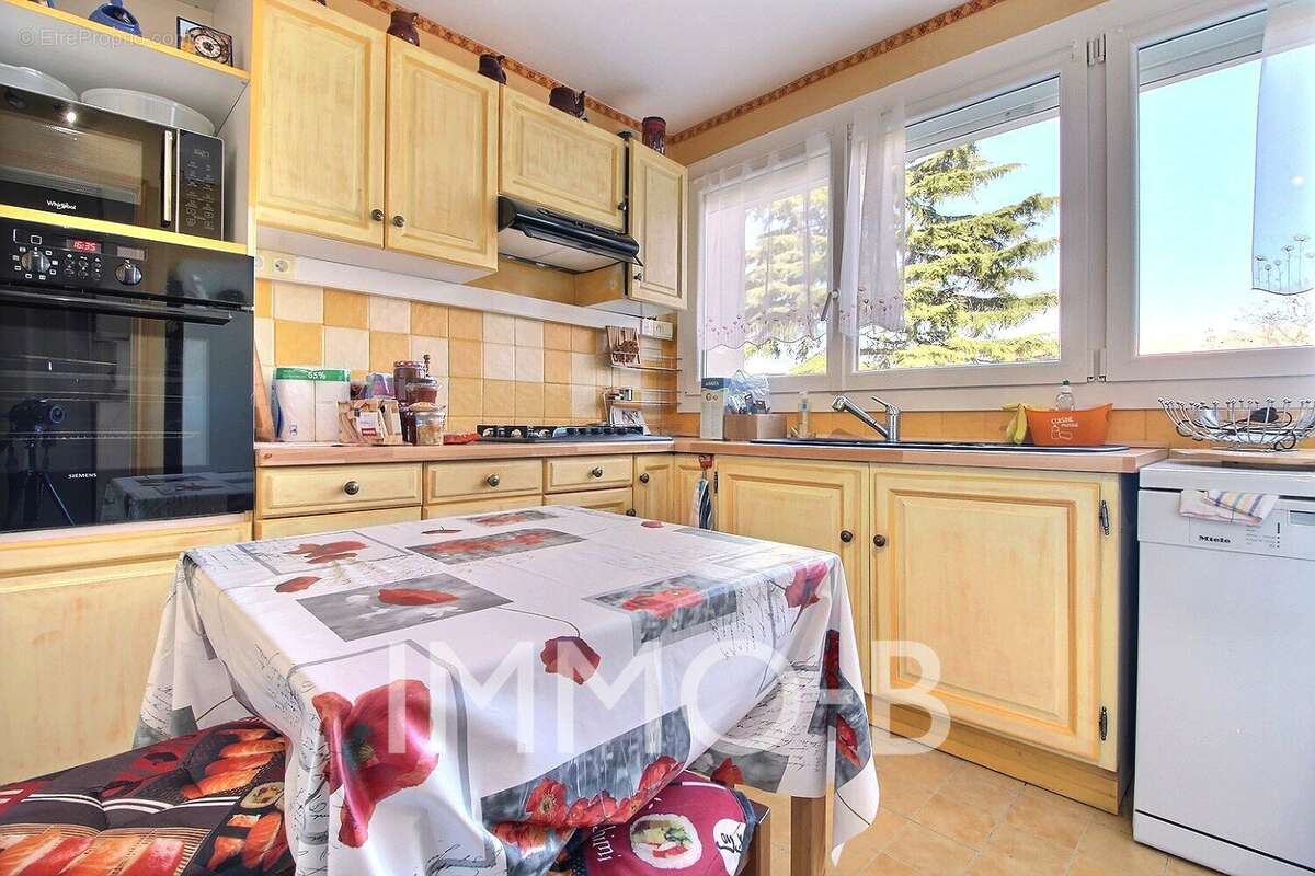 Appartement à RAMONVILLE-SAINT-AGNE