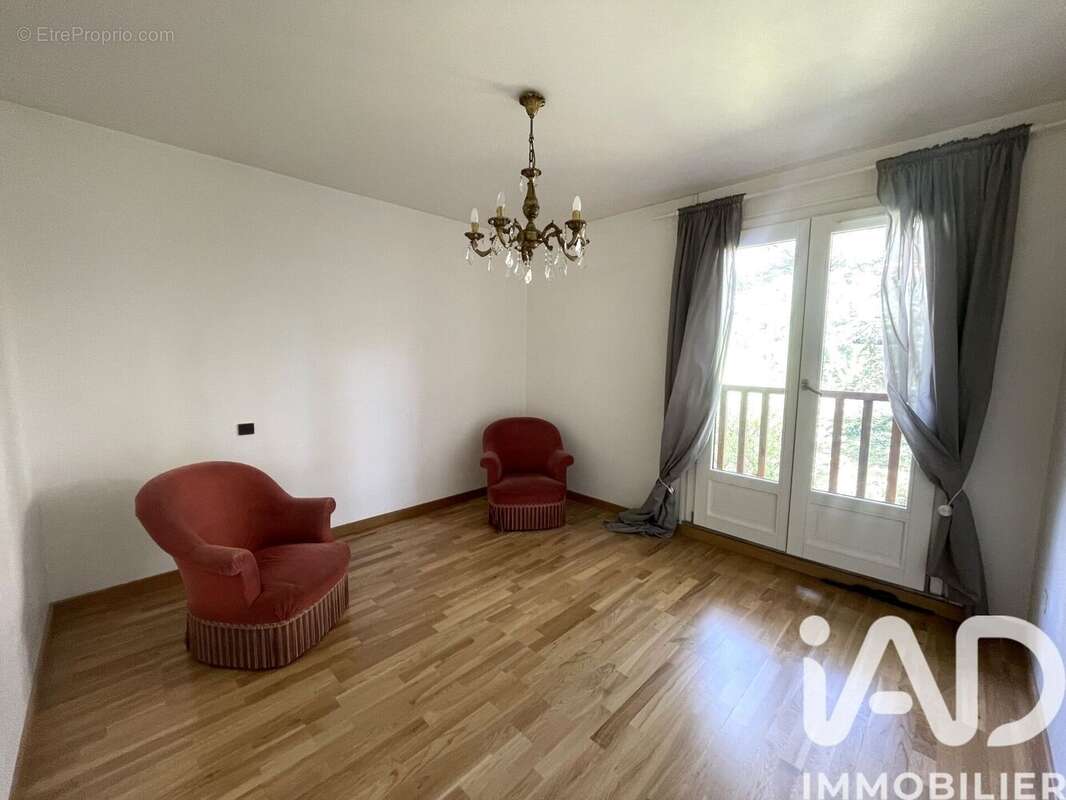 Photo 9 - Maison à SAINT-PRIEST-EN-JAREZ