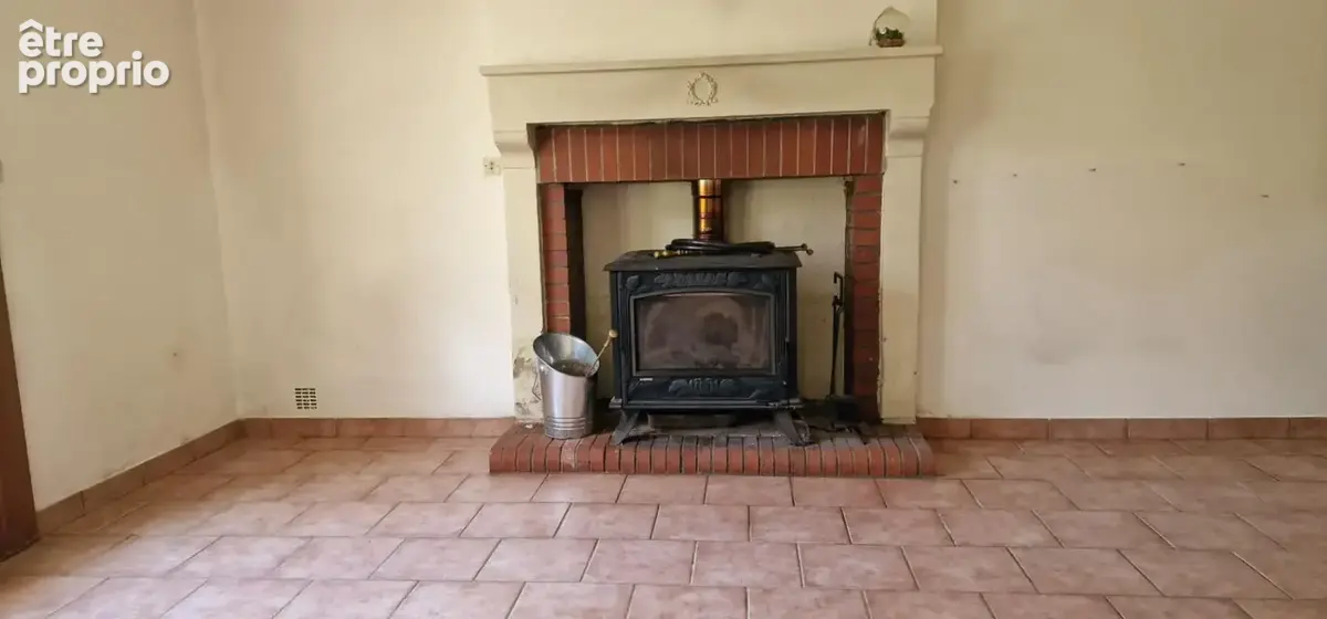 Villa Lezay 7 pièce(s) 150 m2 sur 1 700 m² de terrain - photo 3