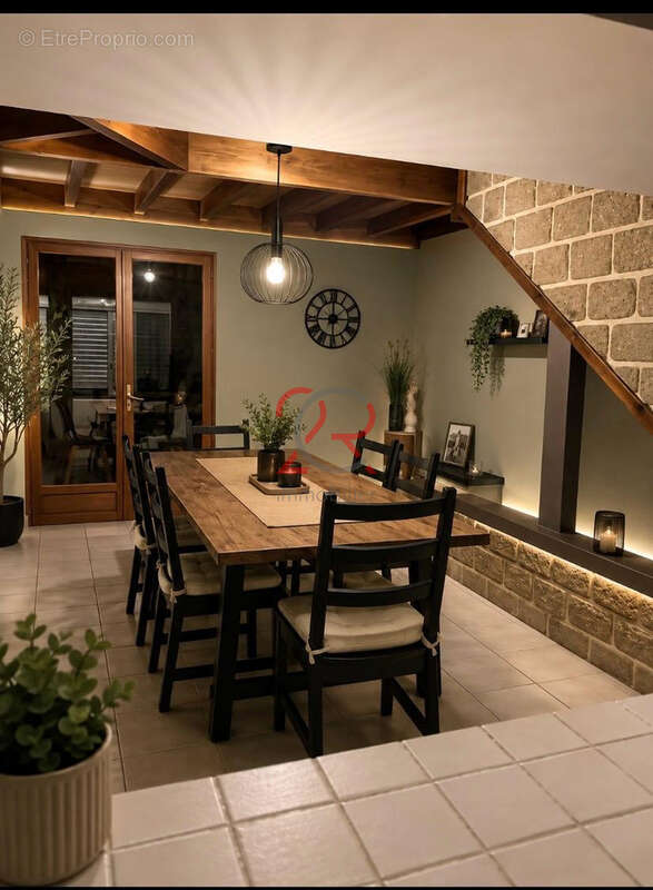 Maison familiale au calme, avec volumes rares et fort potentiel - photo 21
