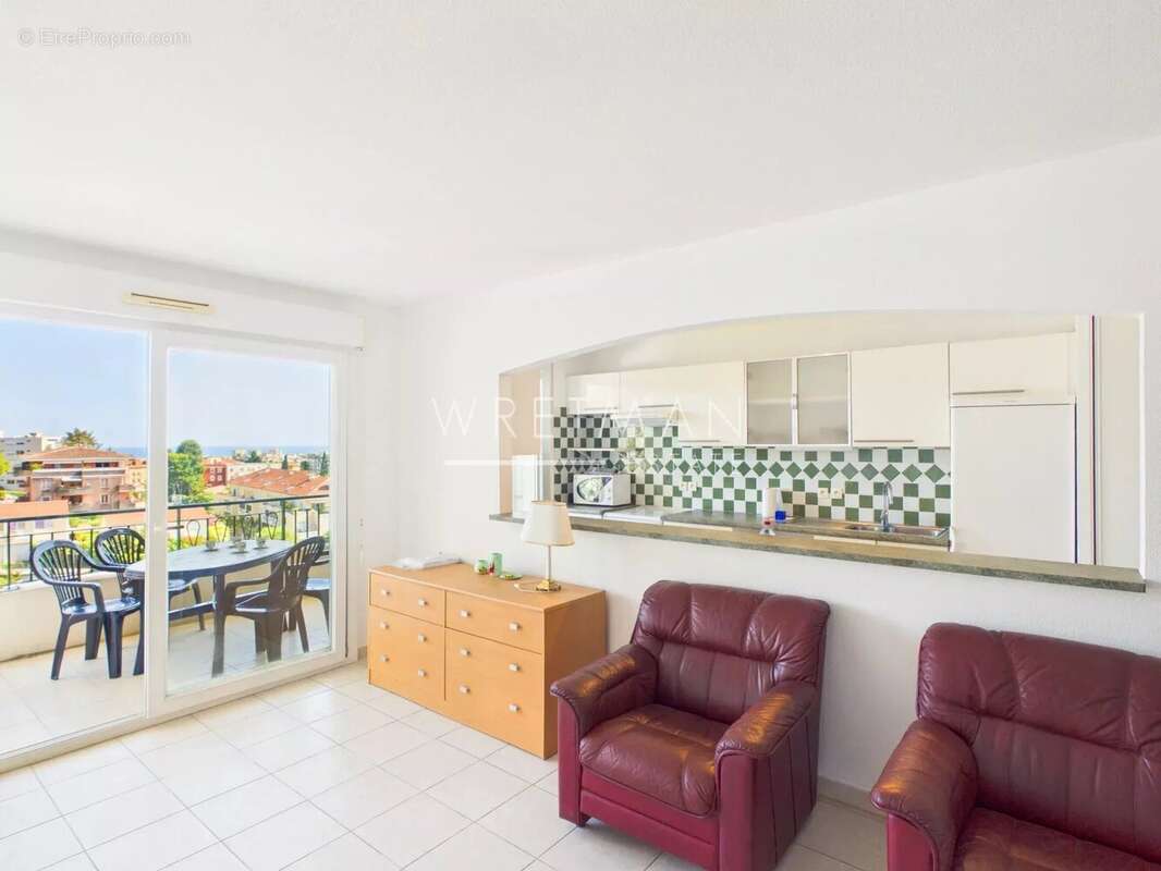 Appartement 3 pièces avec terrasse et vue mer – Nice Corniche Fleurie - photo 3