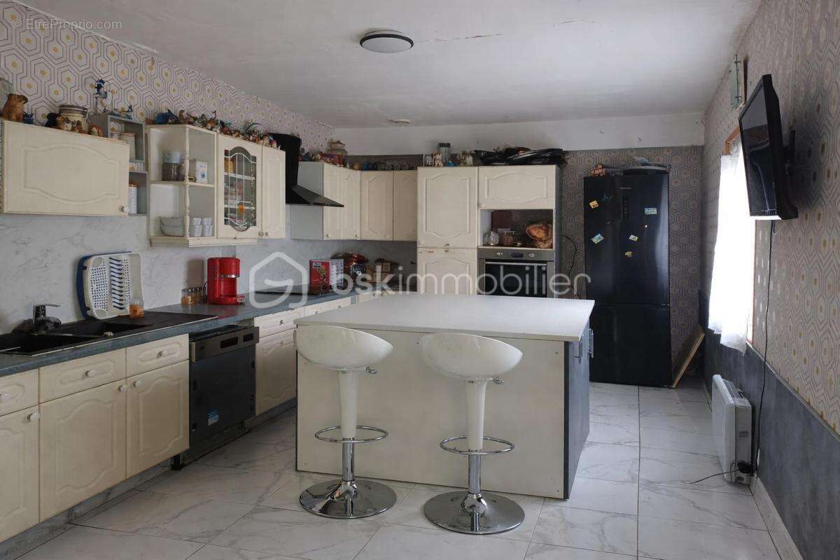 Maison à SAINT-MARTIN-DE-LANDELLES