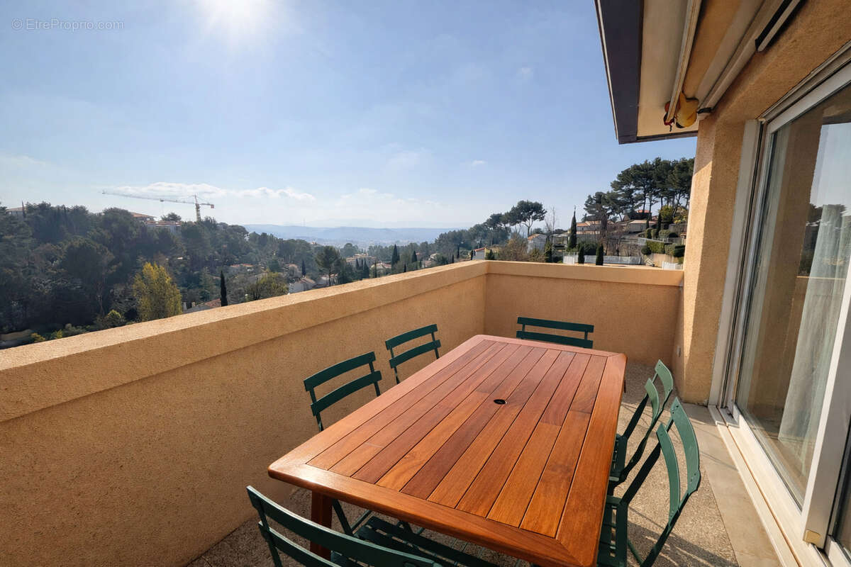 Appartement  3 pièces 83 m² résidence standing avec terrasse piscine et tennis - photo 7