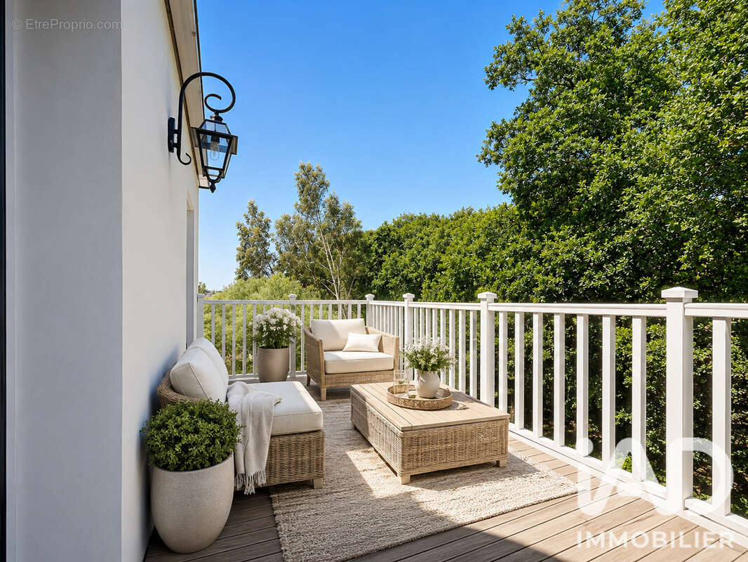 Maison 285 m² à Saint-Jean  - photo 4