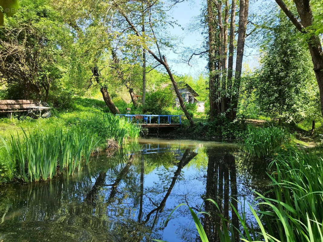 Maison à LONGNY-AU-PERCHE