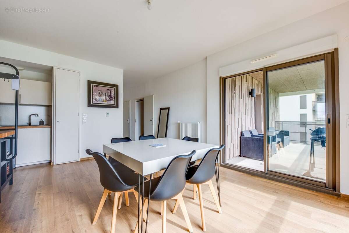 Appartement à BORDEAUX