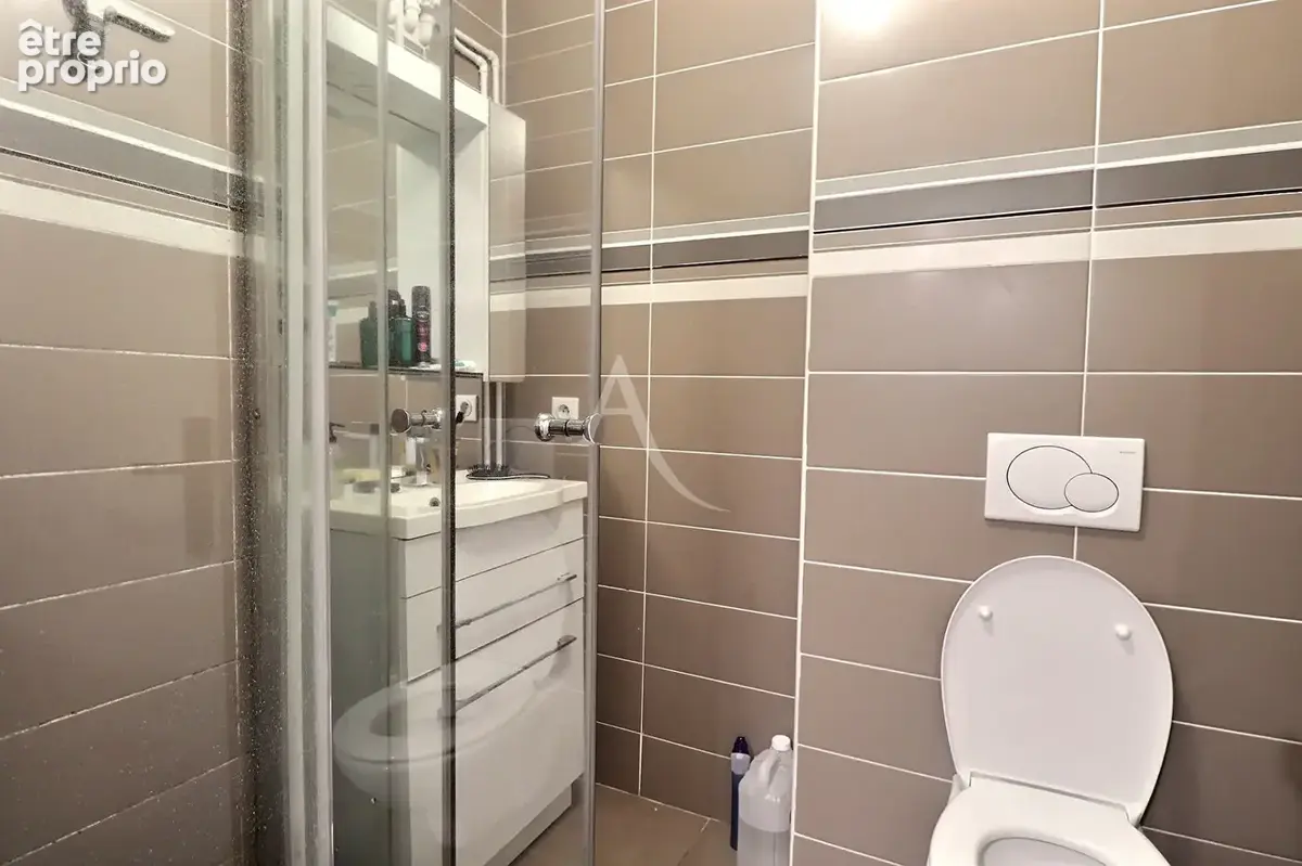 DUPLEX FAMILIAL de 120 m2 - Quartier Les Côtes - 5 chambres - photo 14