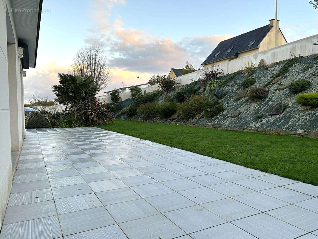 Maison à PLONEIS