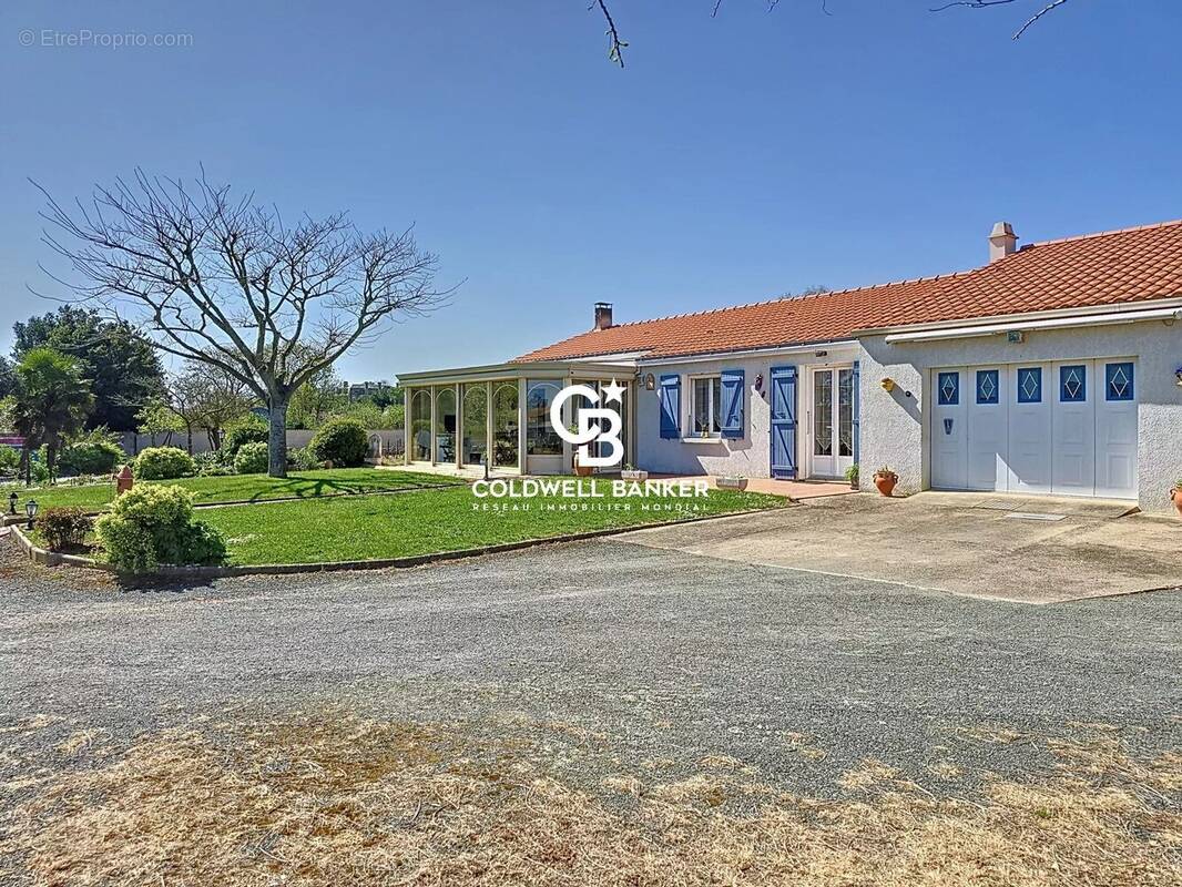 Maison à SAINT-MICHEL-EN-L'HERM