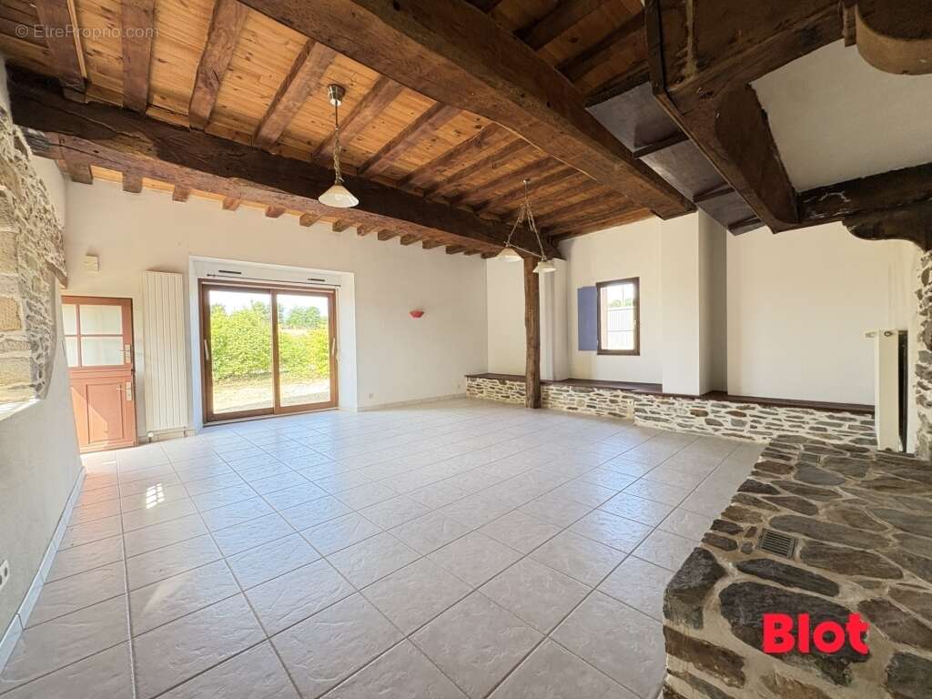 Maison 88 m² à Saint-Uniac  - photo 5