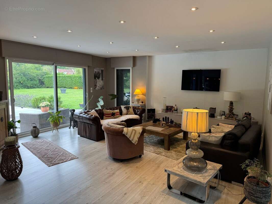 Maison à PACY-SUR-EURE