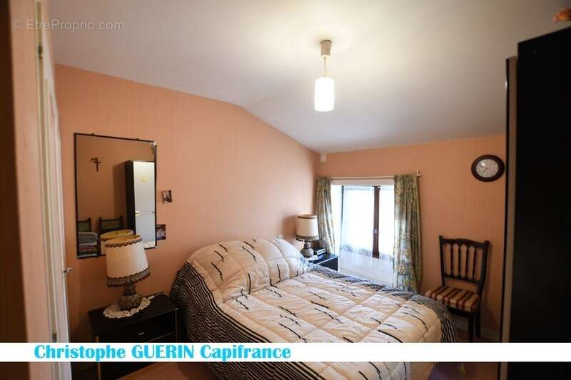 Maison à MONTIGNAC-CHARENTE