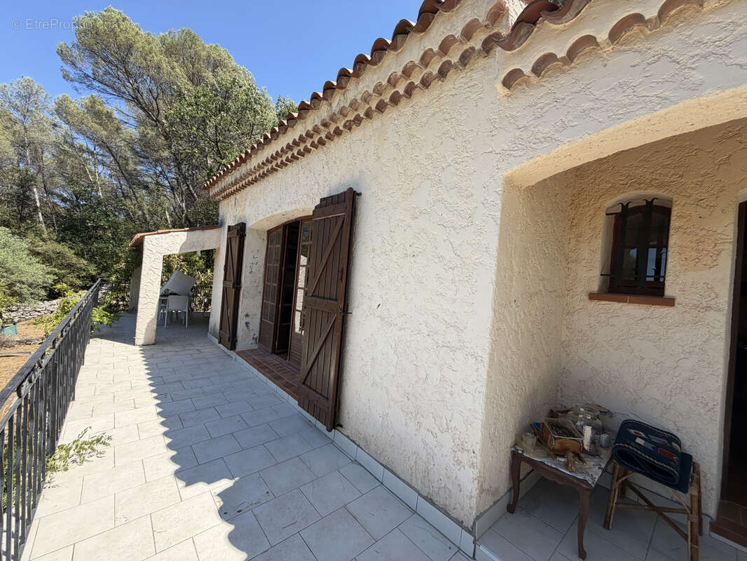 Maison à TRANS-EN-PROVENCE