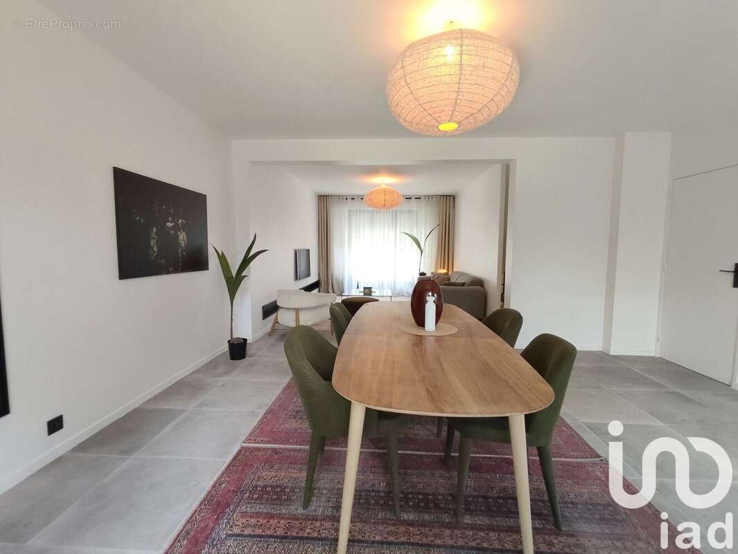 Photo 7 - Maison à LIVRY-GARGAN