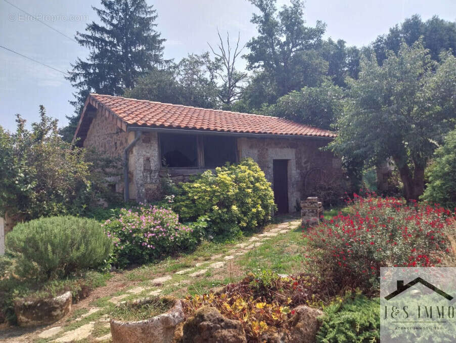 Maison à ROUMAZIERES-LOUBERT