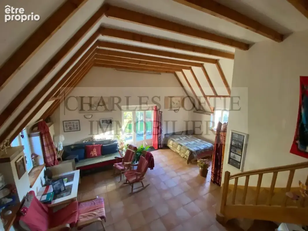 Superbe propriete en pierre comprenant 2 maisons d’habitation avec piscine sur un terrain de 1145 m². - photo 20